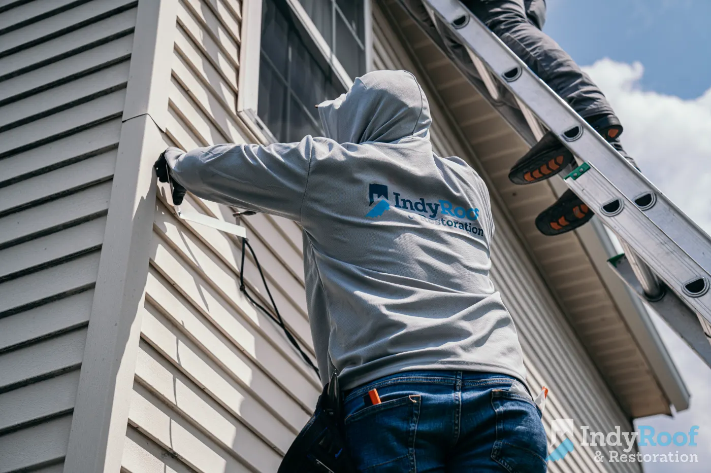 Trim and flashing detail on a Crooked Stick siding job